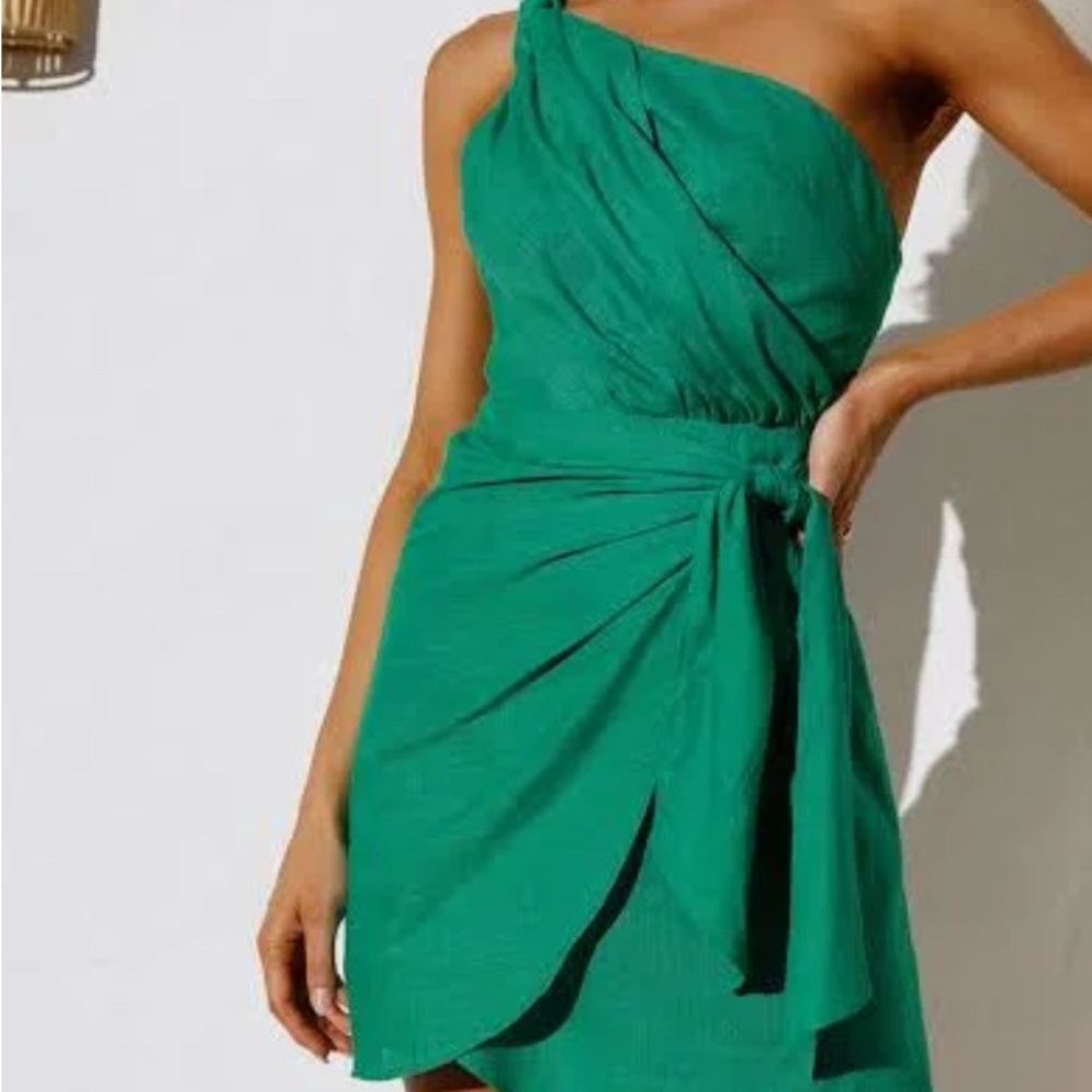 Hello Molly Yummy Love Green Asymmetrical One Shoulder Dress